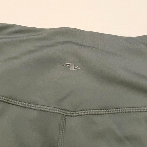 Athletic Leggings With Pockets Dri More Tech Size Medium - Picture 9 of 12